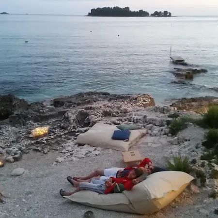 Luxury Lella 公寓 *